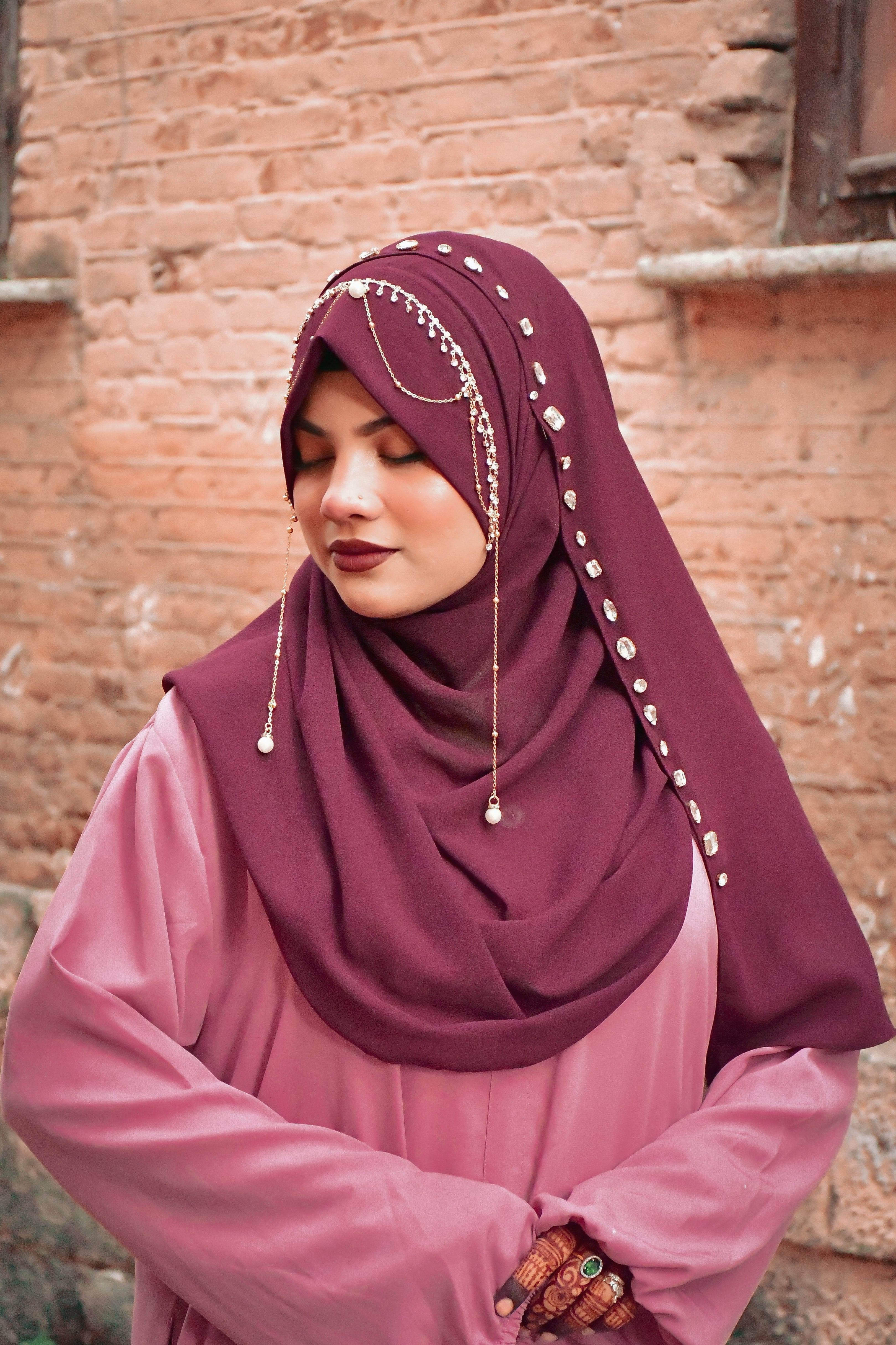 Instant - Majenta Ready To Wear/ Makhni Style Imported Lace Hijab Collection