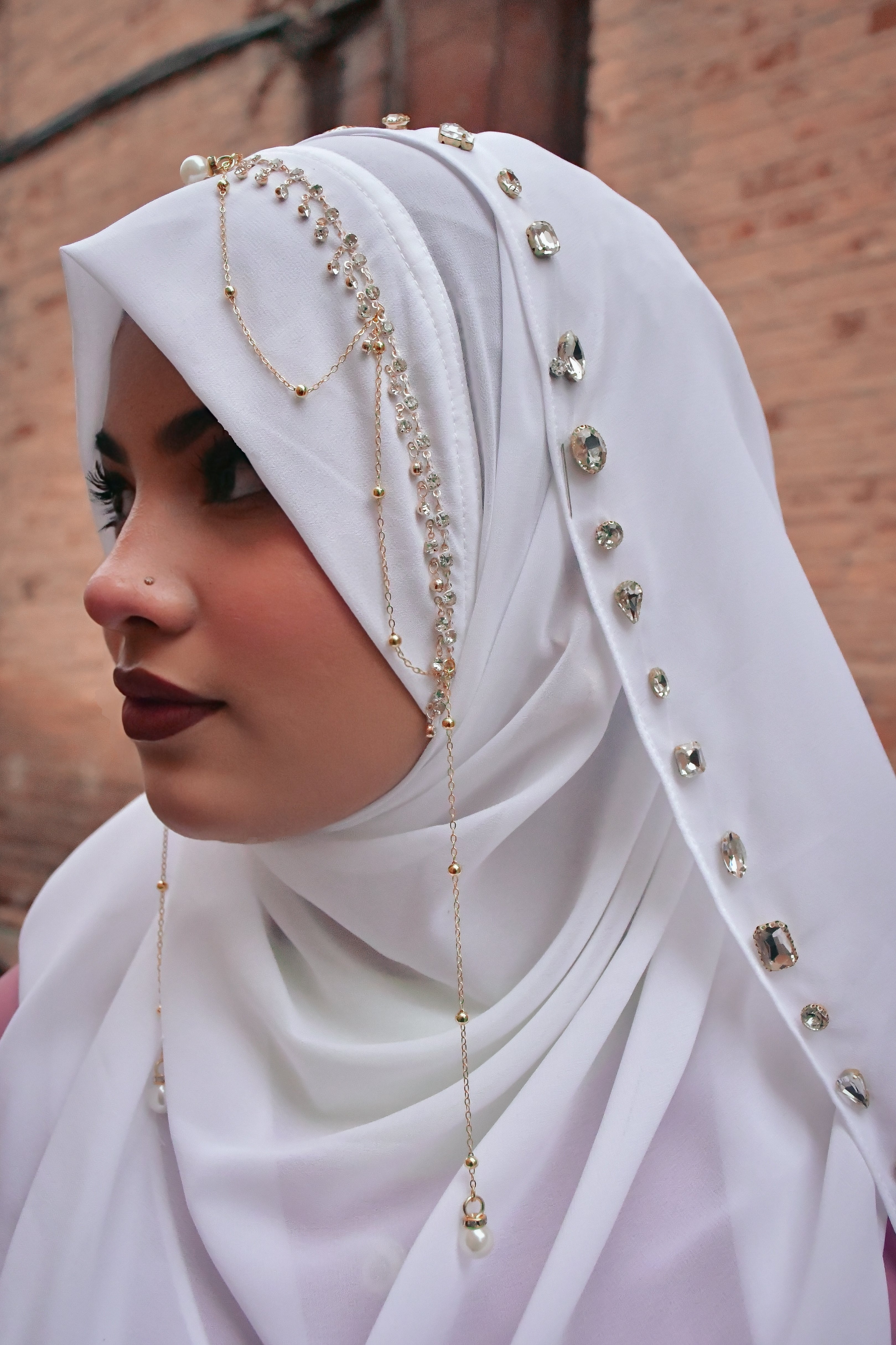 Instant - White Ready To Wear/ Makhni Style Imported Lace Hijab Collection