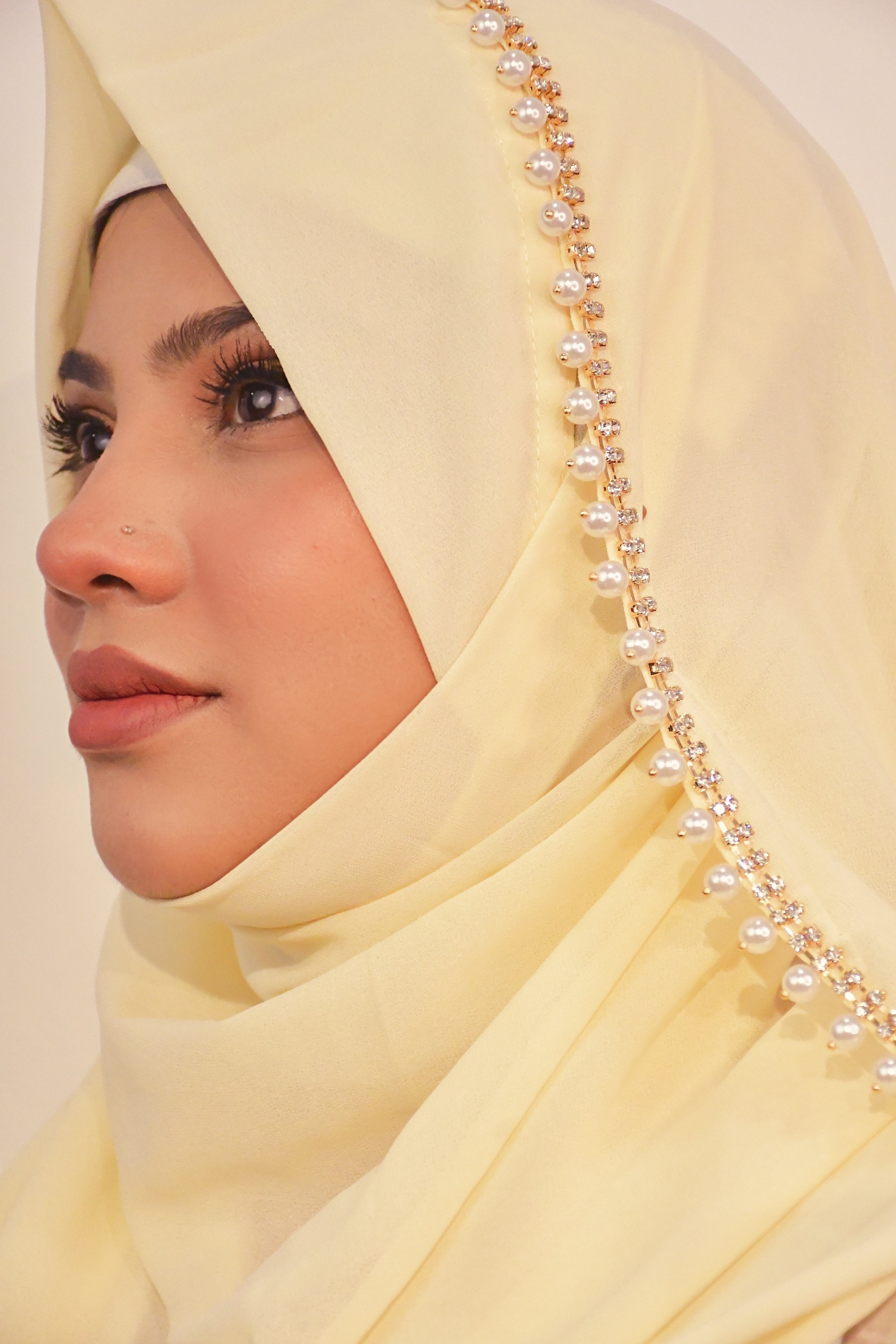 Instant - Cream Ready To Wear/ Makhni Style Luxury Premium Diamond Hijab