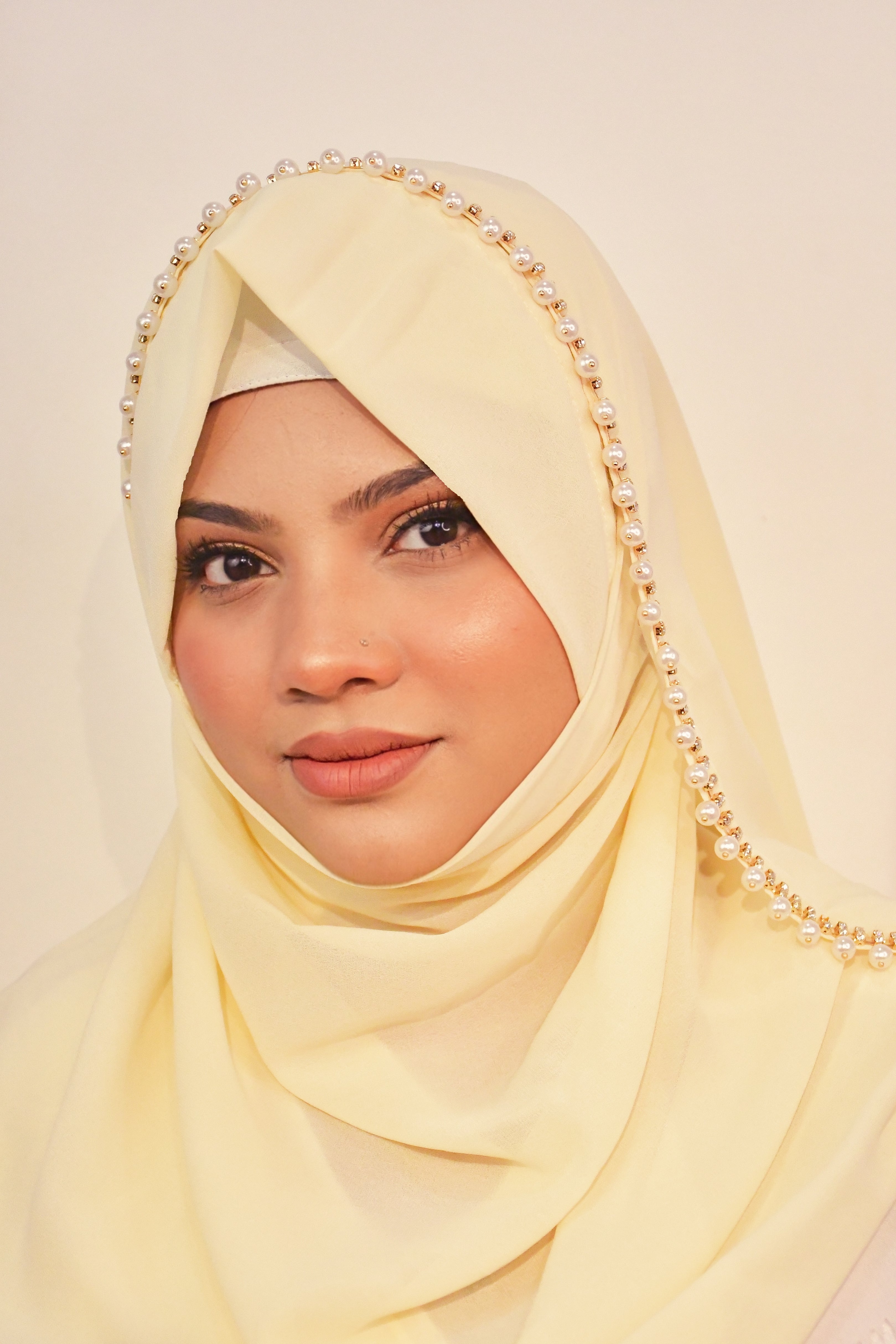 Instant - Cream Ready To Wear/ Makhni Style Luxury Premium Diamond Hijab