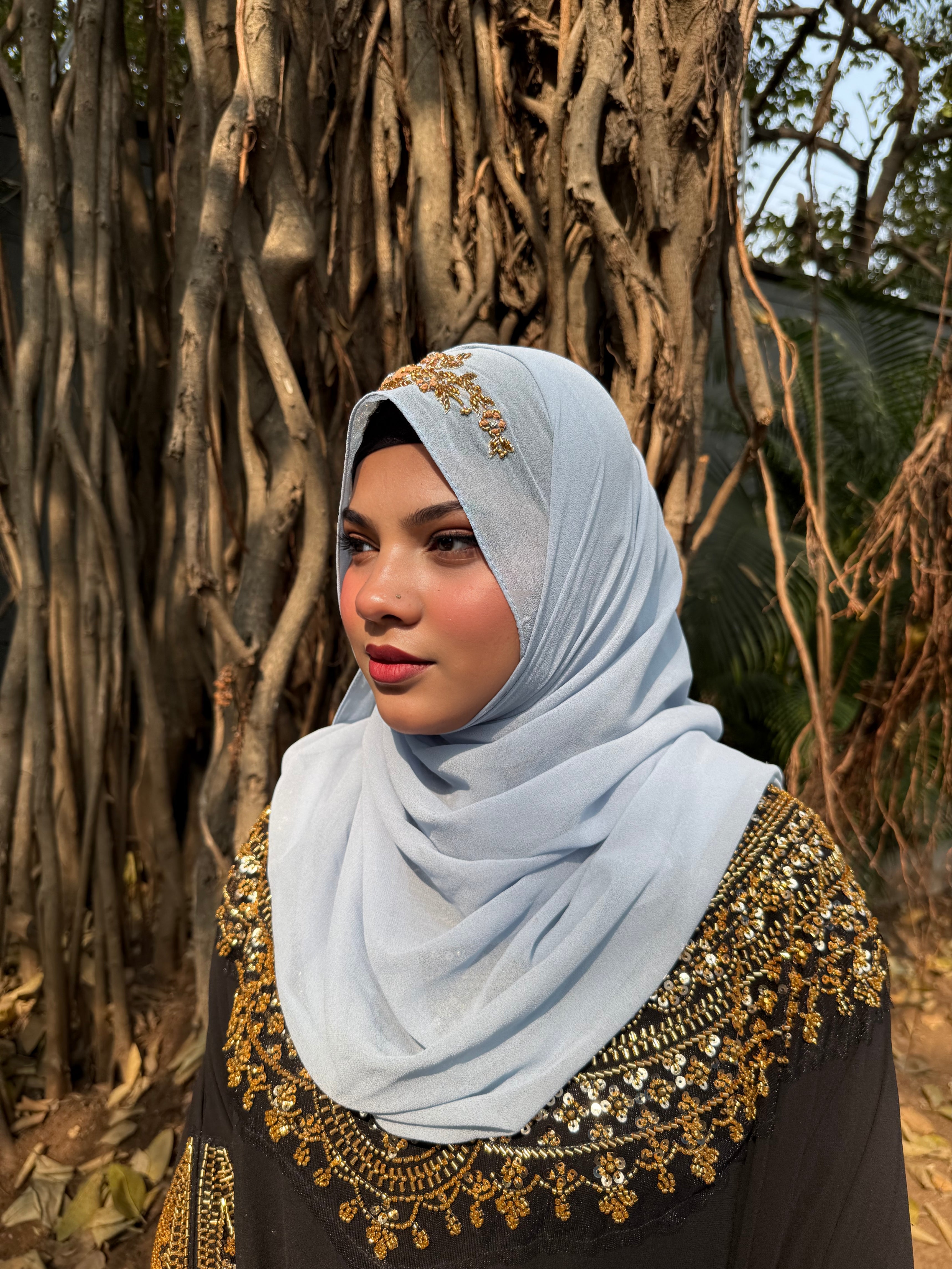 TIE BACK INSTANT READY TO WEAR ZARDOZI HANDWORK HIJAB