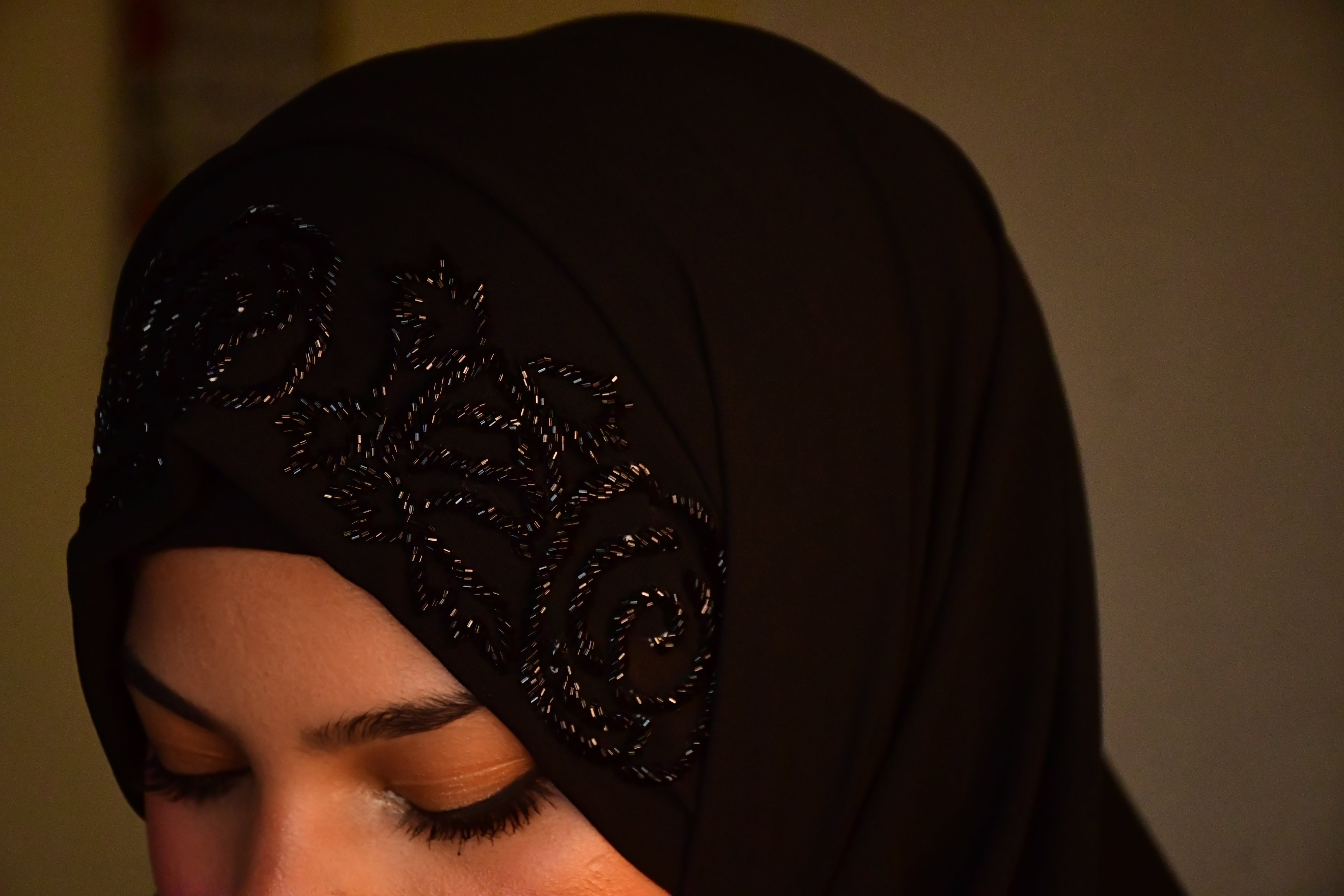 Rose Handwork Premium Partywear Luxury Hijab ( 2 meter x  1 meter )
