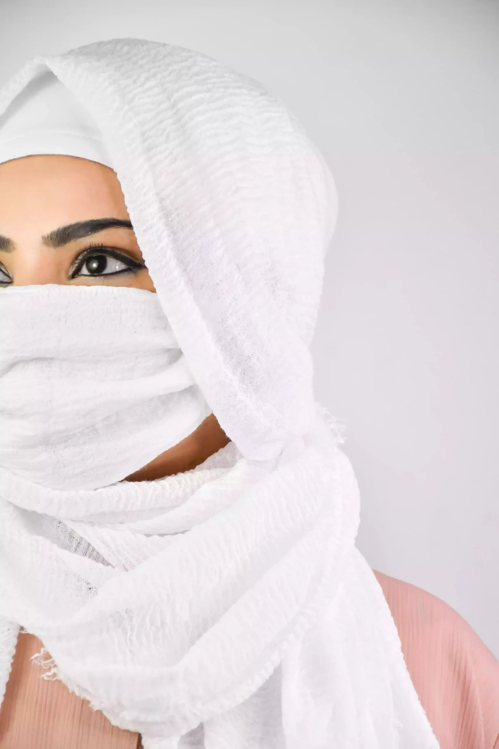 Crinkle Cotton Daily Wear Hijab With Mask