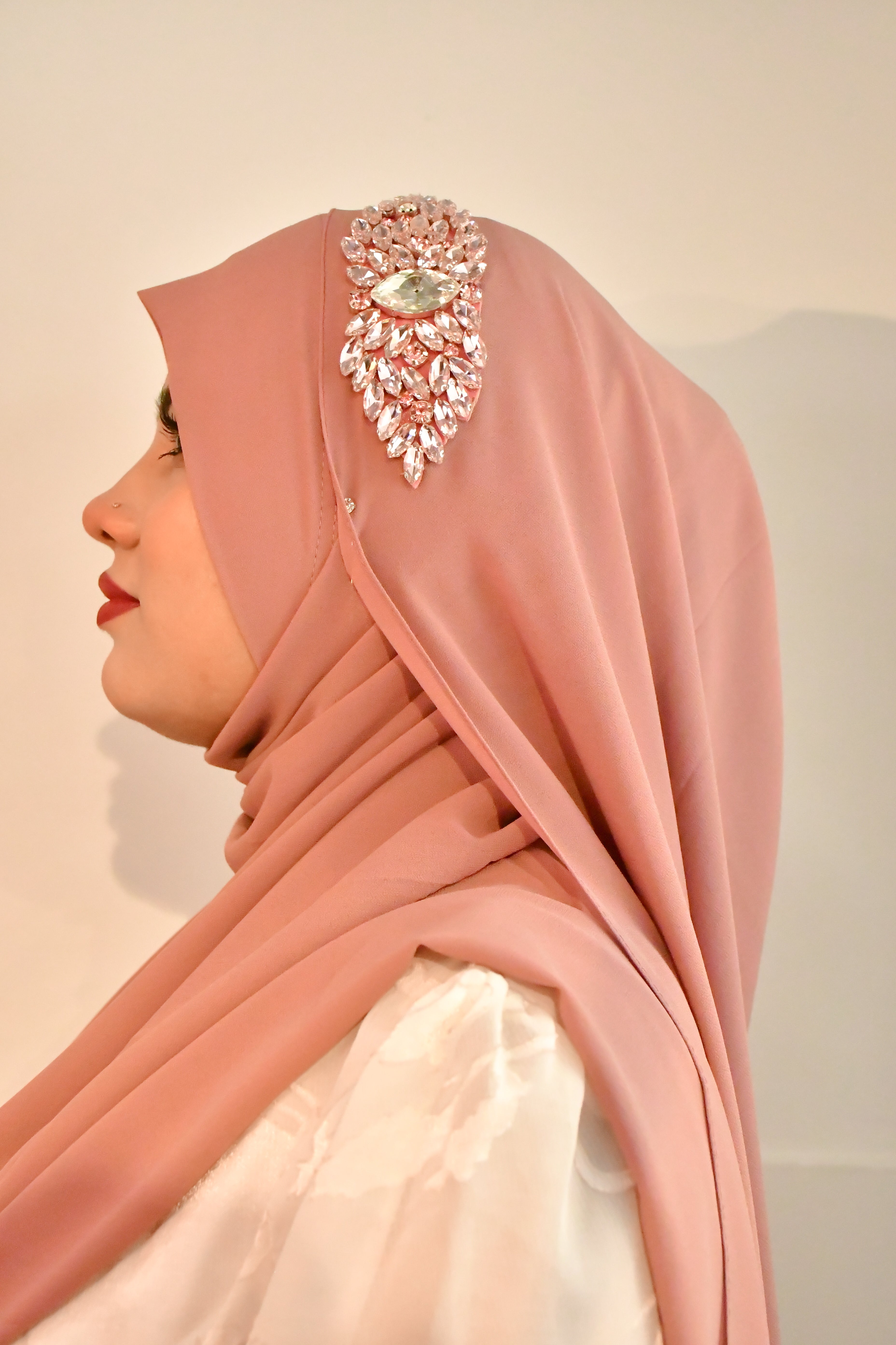 Diamond Brooch Instant Ready To Wear Makhni Style Hijab