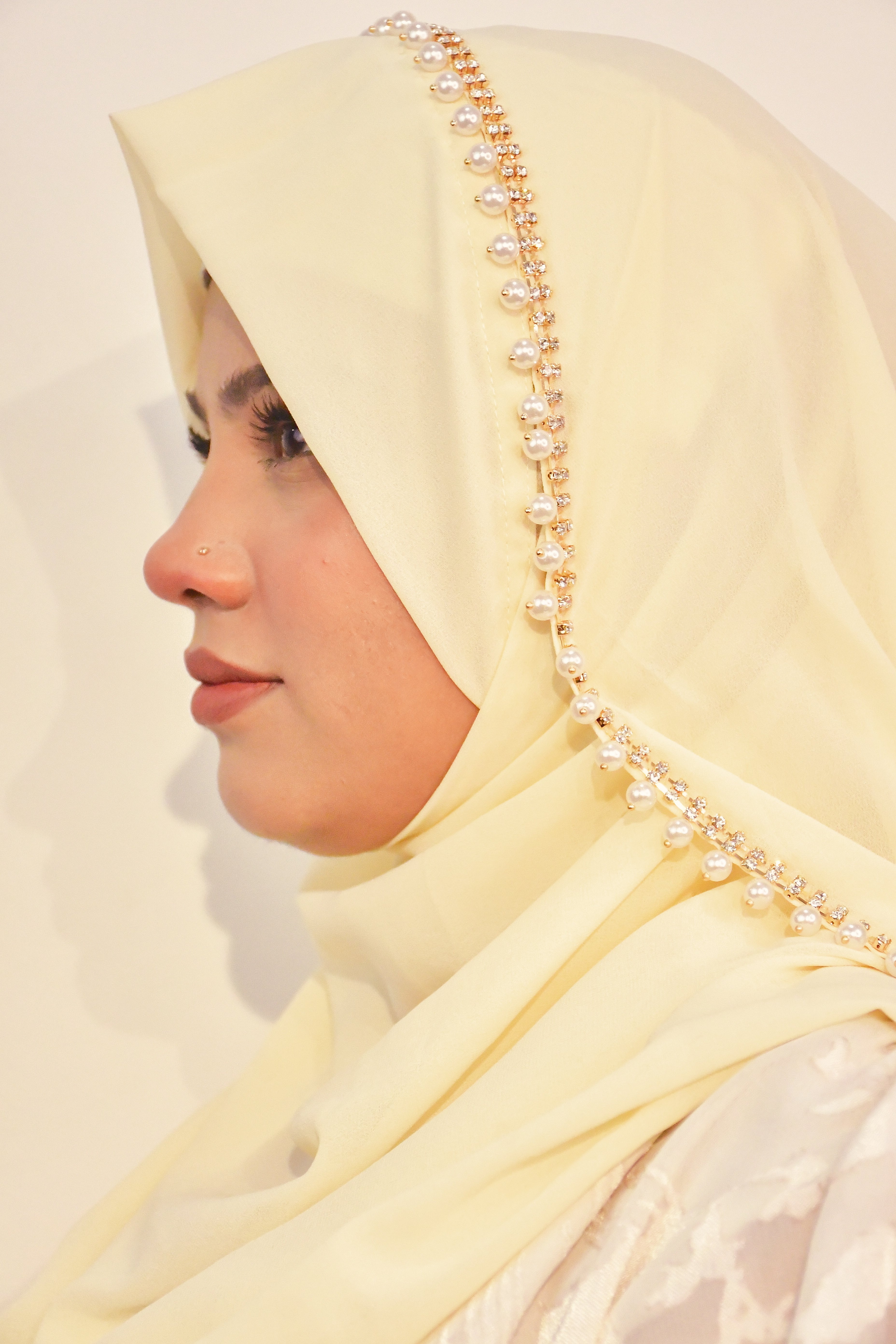 Instant - Cream Ready To Wear/ Makhni Style Luxury Premium Diamond Hijab