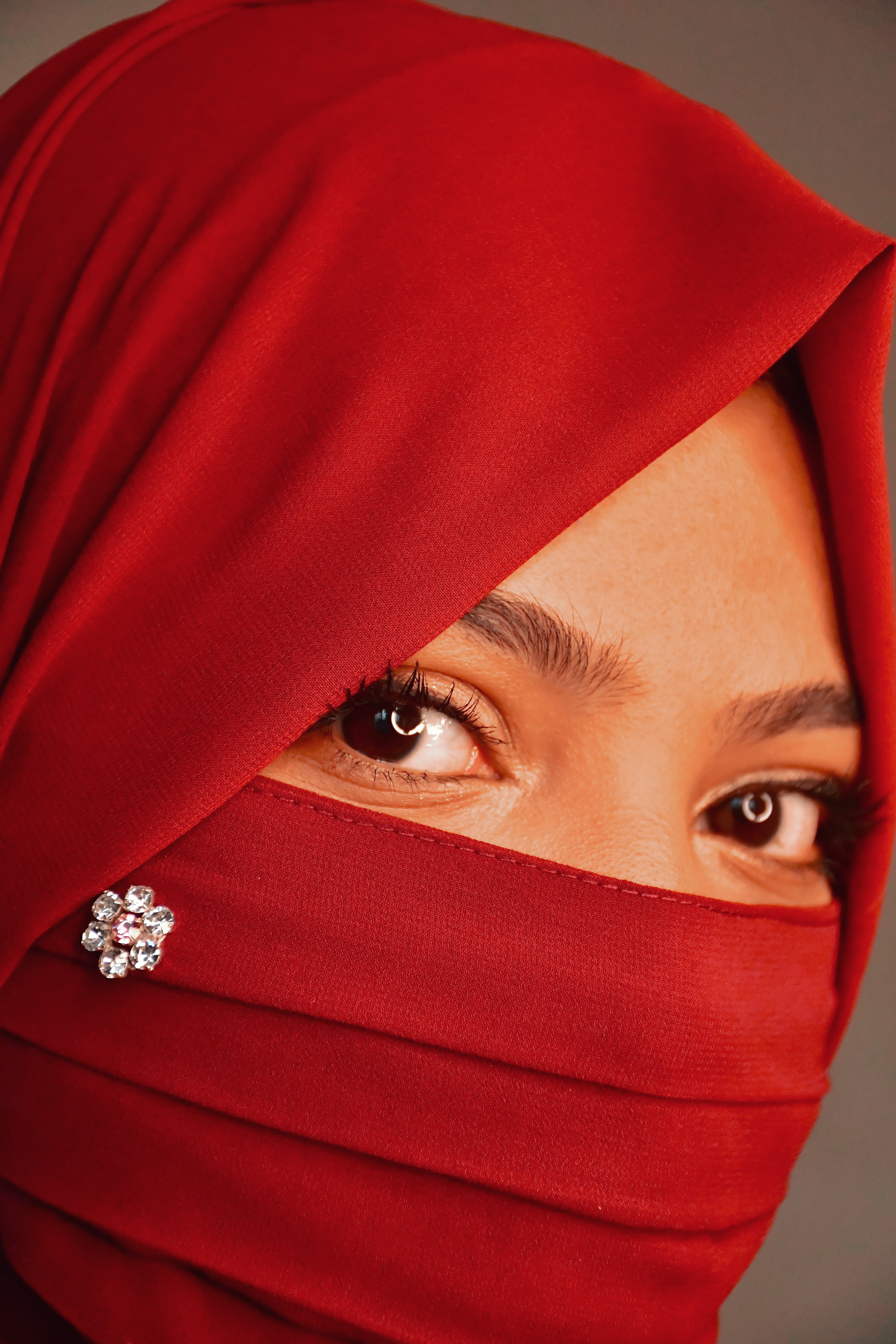 Diamond Flower Handwork Premium Hijab Friendly Mask