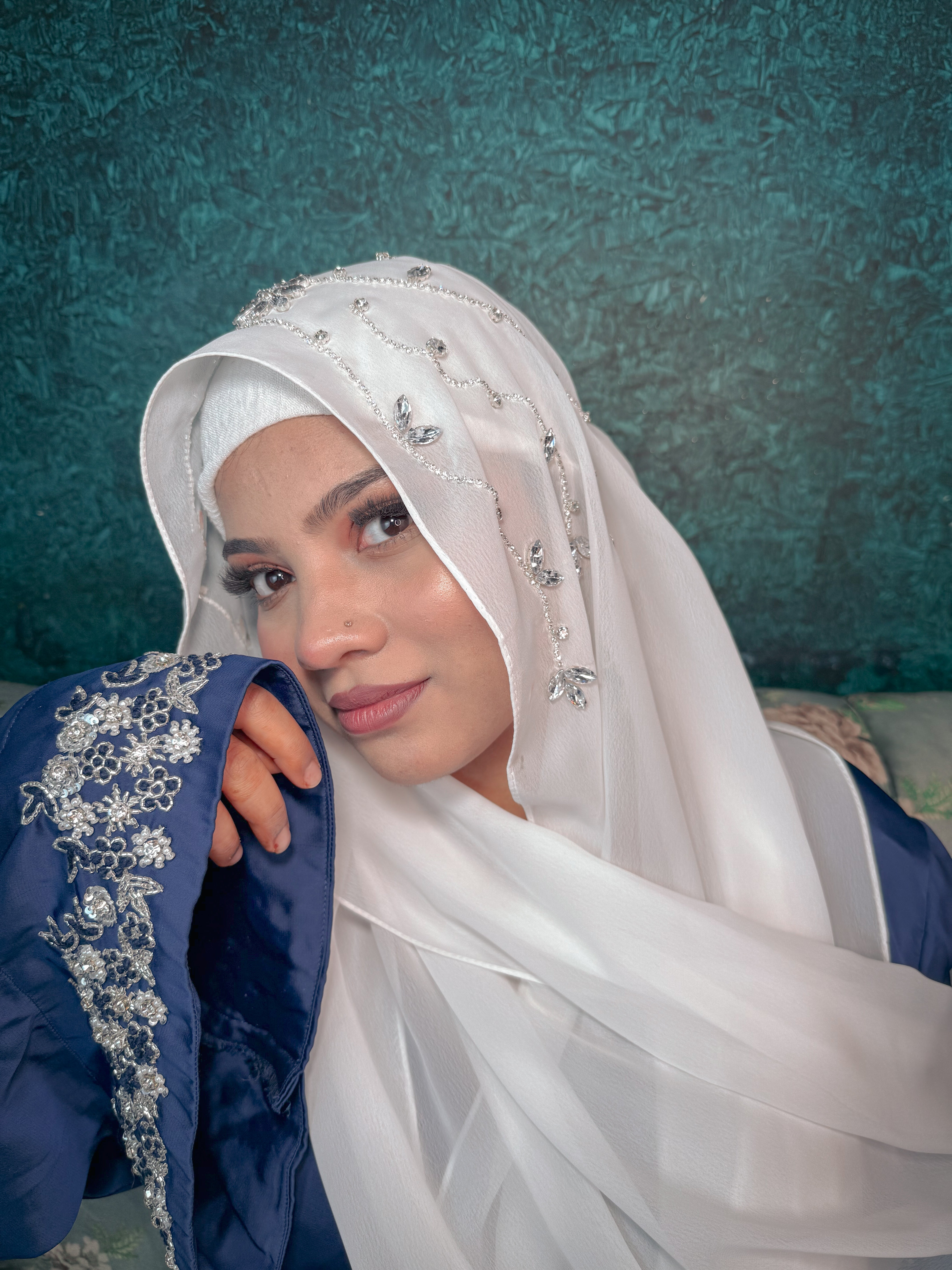 White Diamond Premium Handwork Taj Hijab (SIZE 180 cm x 70 cm)