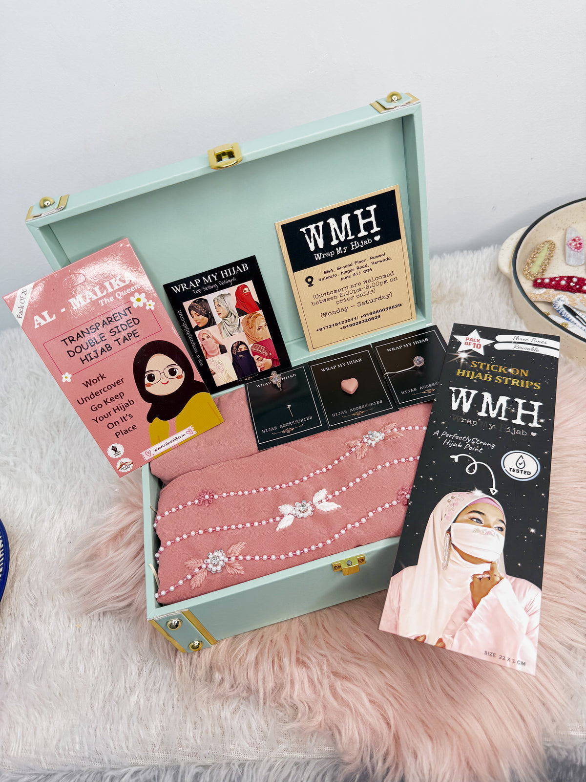 WIFE'S DAY HIJAB HAMPER WITH BOX OFFER HAMPER