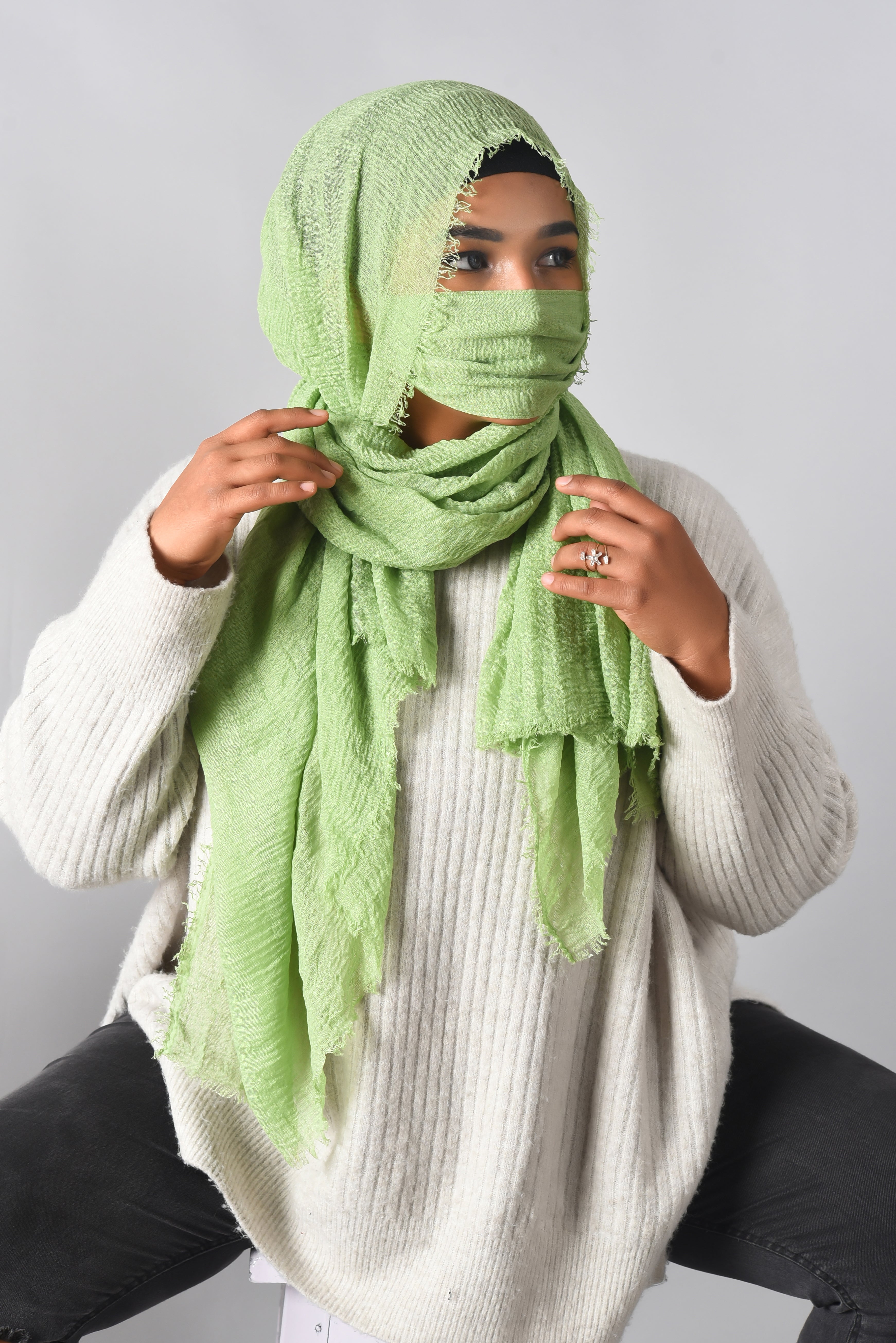 Crinkle Cotton Daily Wear Hijab With Mask