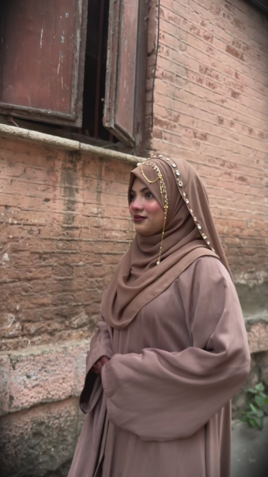 Instant - Beige Ready To Wear/ Makhni Style Imported Lace Hijab Collection